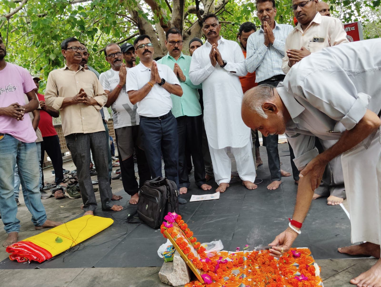 लखनऊ सहित प्रदेश के भिन्न-भिन्न जनपदों में किया गया श्रद्धांजलि सभा का आयोजन