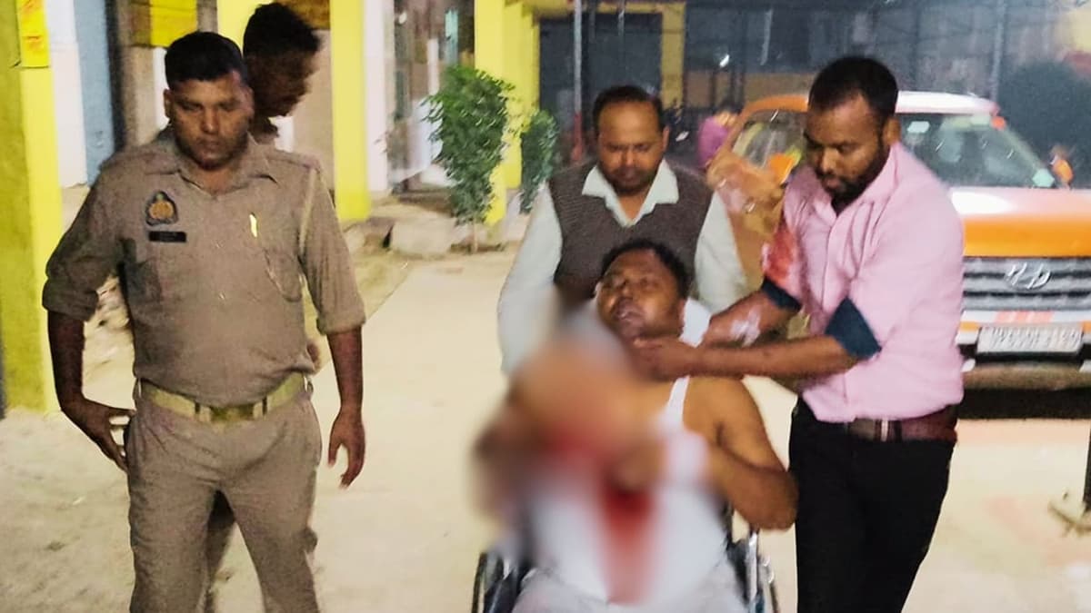वाराणसी में निजी अस्पताल के निदेशक के भाई पर जानलेवा हमला, घर में घुसकर रेता गला