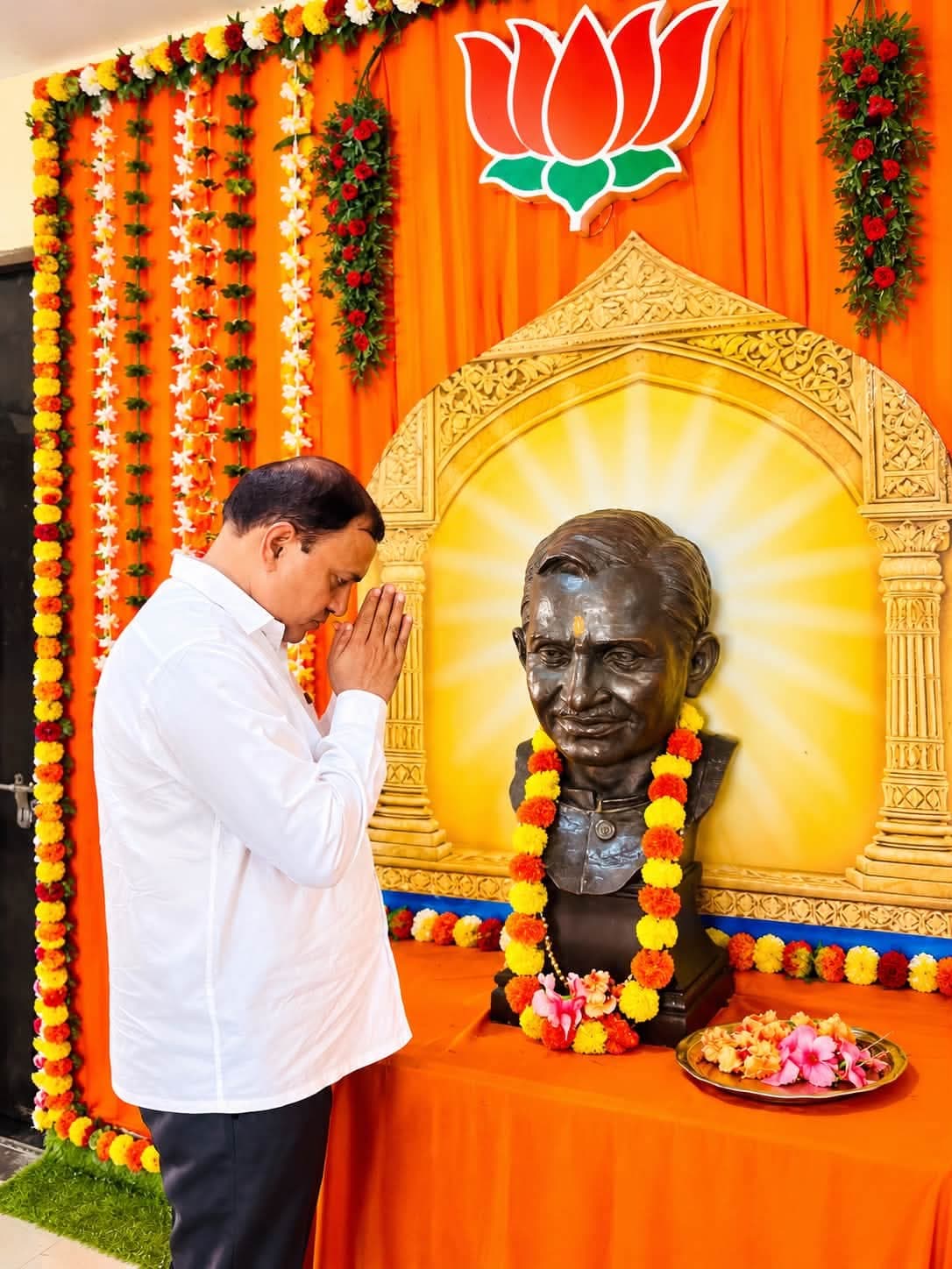 काशी क्षेत्र के 31,168 बूथों पर मनाई गई पं. दीनदयाल उपाध्याय की 110वीं जयंती