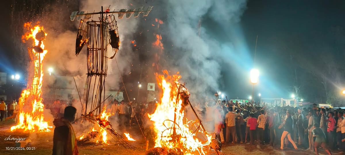नगरा की रामलीला में रावण, कुंभकर्ण और मेघनाद का वध, जय सियाराम के उद्घोष से गूंजा पंडाल