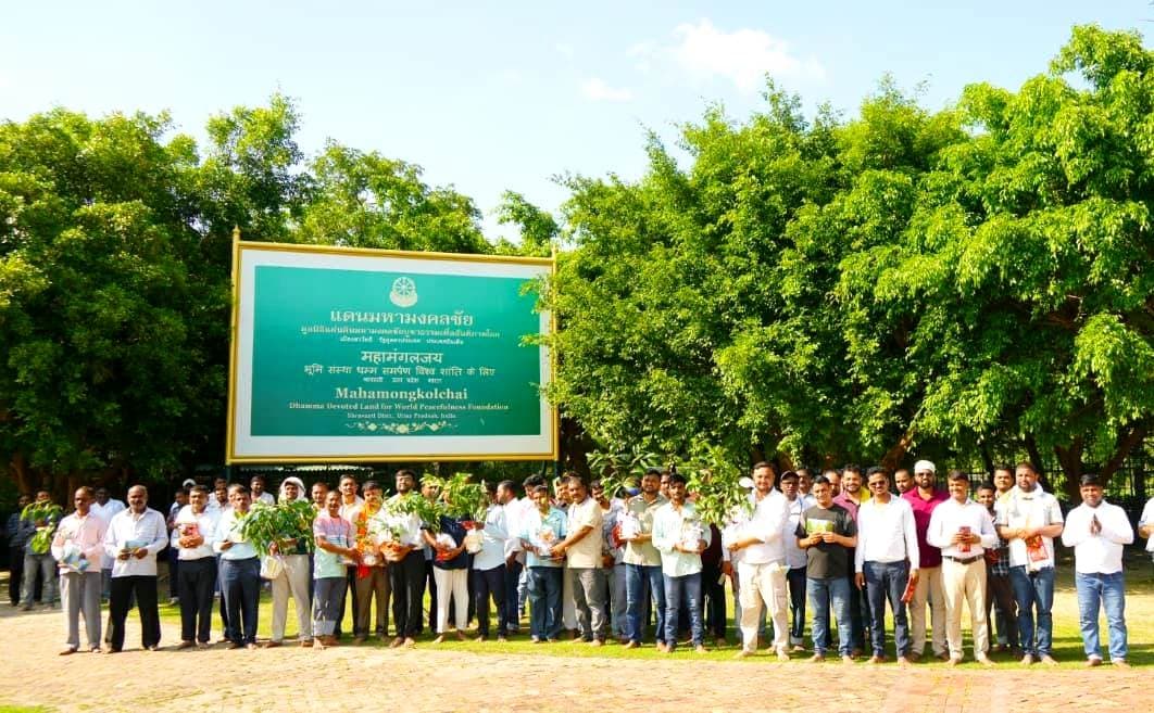 रेल कर्मचारियों को मिला तनाव से राहत का मौका, श्रावस्ती में 59 कर्मचारियों ने किया ऐतिहासिक स्थलों का भ्रमण