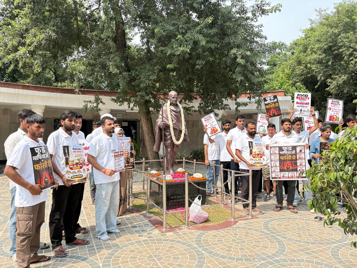बीकानेर से दिल्ली तक 700+ KM की पदयात्रा, दमित गहलोत ने उठाई खाद्य मिलावट के खिलाफ आवाज; अब हर जिले तक पहुंचेगा अभियान