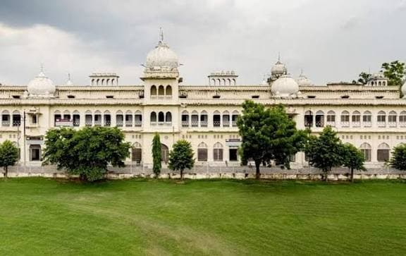 भारत को विकसित राष्ट्र बनाने में जन-केंद्रित नीतियों और प्रभावी प्रशासनिक संस्थाओं की होगी महत्वपूर्ण भूमिका