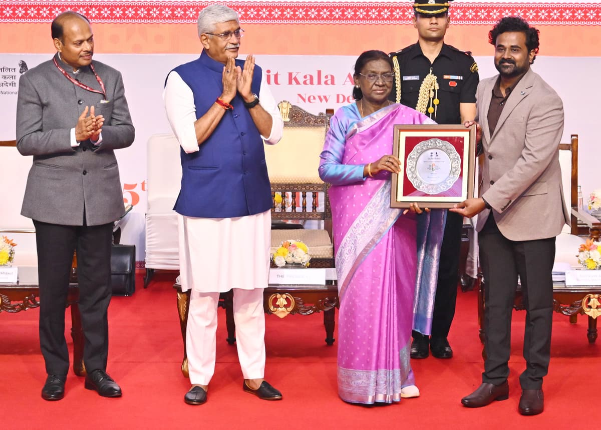 कला हमारी संस्कृति का दर्पण, इसमें अतीत की स्मृतियां और भविष्य की आकांक्षाएं झलकती हैं: राष्ट्रपति