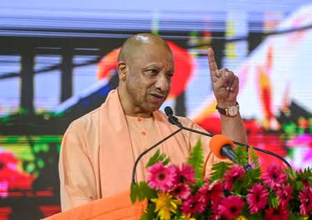 बड़े मियां और छोटे मियां को घुसपैठियों से प्यार, गरीबों के हक पर डाल रहे डाका: मुख्यमंत्री योगी आदित्यनाथ