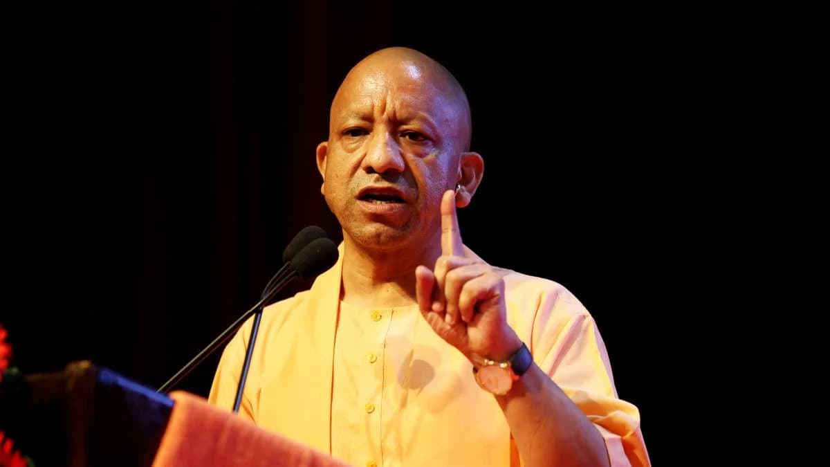 वैश्विक मंच पर भारत की बढ़ती ताकत, योगी बोले—आर्थिक प्रगति और आत्मनिर्भरता से बदल रही देश की तस्वीर