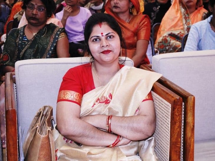 देवरिया की विभा पांडेय बनीं महिला स्वावलंबन की प्रेरणा, 5000 महिलाओं को हुनर से जोड़ा