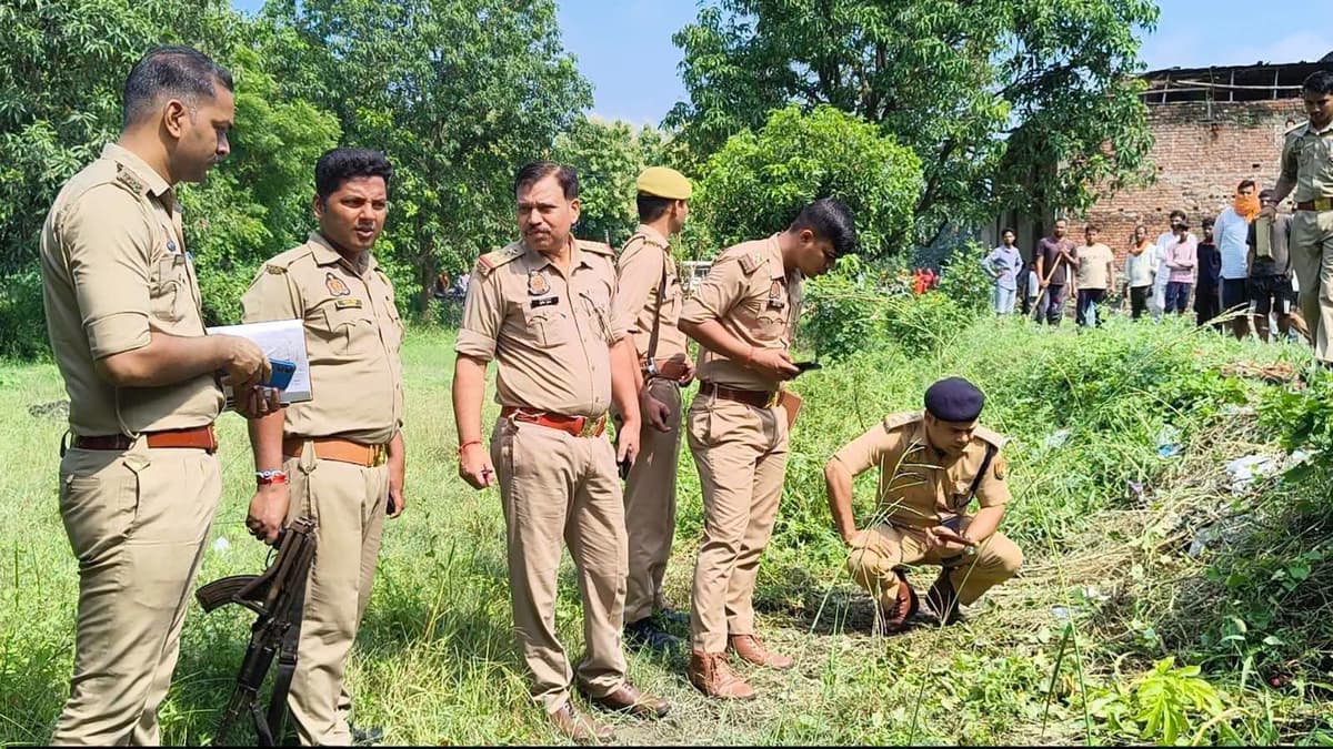 रसड़ा में मां-बेटी के शव मिलने से सनसनी, घर और धान के खेत में मिले शव, जांच में जुटी पुलिस