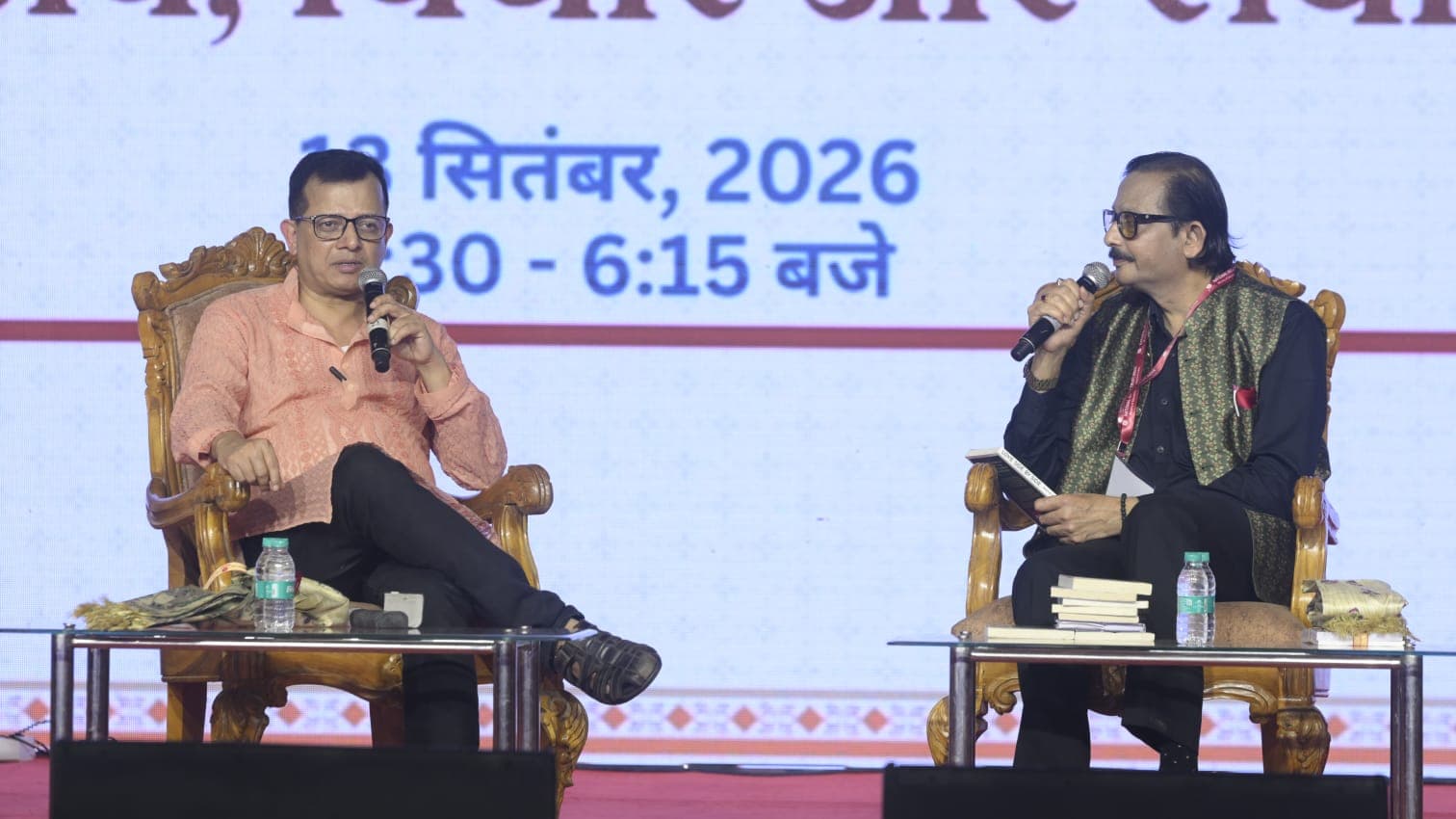 गोमती पुस्तक महोत्सव में पार्थ सारथी सेन शर्मा का साहित्यिक अंदाज, बोले- लखनऊ की बदलती तस्वीर को उपन्यास में समेटने की इच्छा