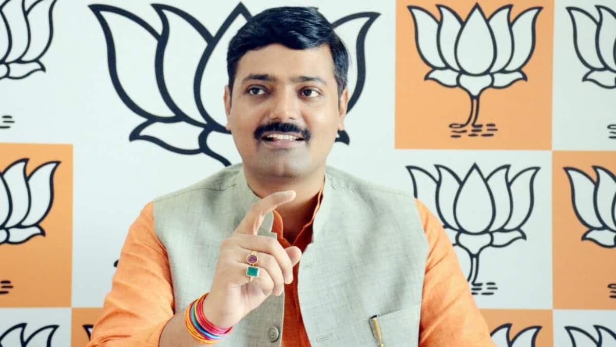 अखिलेश यादव पर BJP का तंज, कहा- ख्याली दुनिया से बाहर आएं सपा प्रमुख