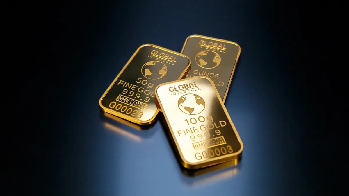 जन्माष्टमी पर सोने के भाव में हल्की गिरावट, MCX पर 24 कैरेट गोल्ड ₹1.55 लाख के पार, जानें आज का ताजा रेट