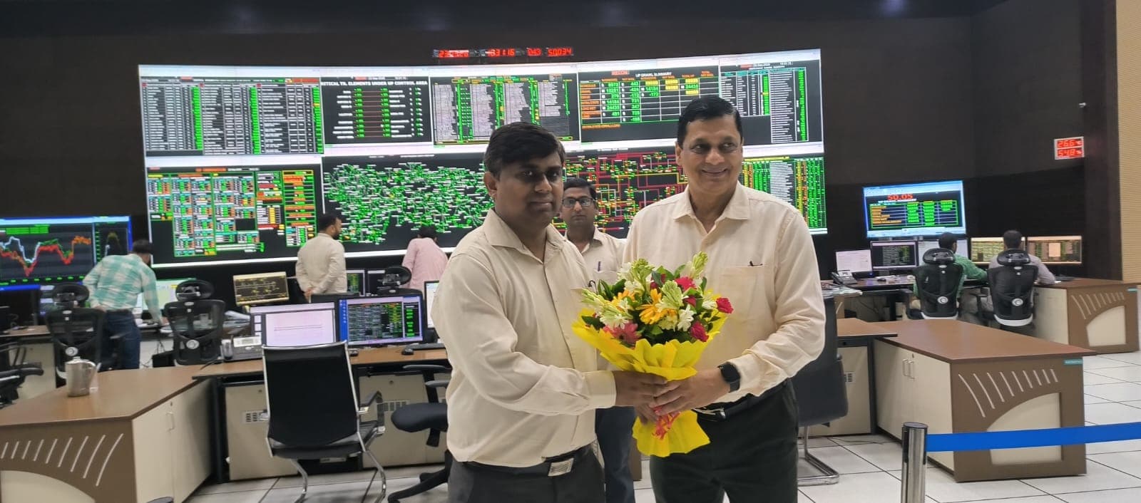यूपी में बिजली व्यवस्था होगी और सुदृढ़, एसएलडीसी के आधुनिकीकरण में तेजी के निर्देश