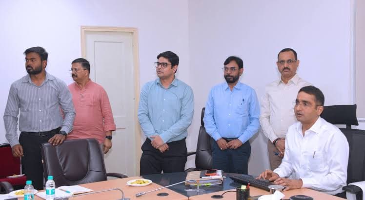 यूपी के मान्यता प्राप्त पत्रकारों को मिलेगा कैशलेस इलाज, आयुष्मान कार्ड के लिए नया पोर्टल शुरू करने की मंजूरी